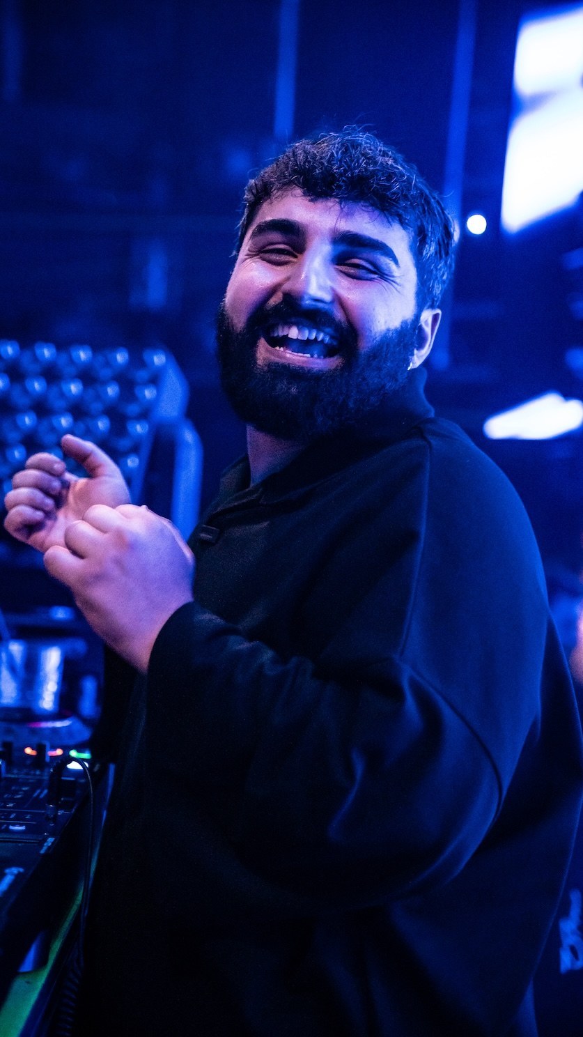 DJ portrait in neon light